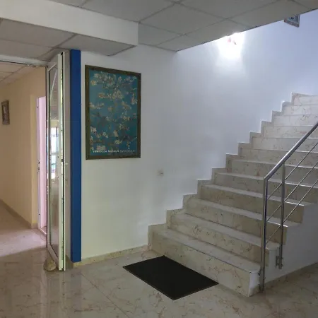 Hotel Alex 2*
