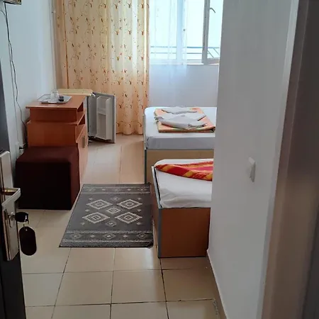 Alex Hotel 2*